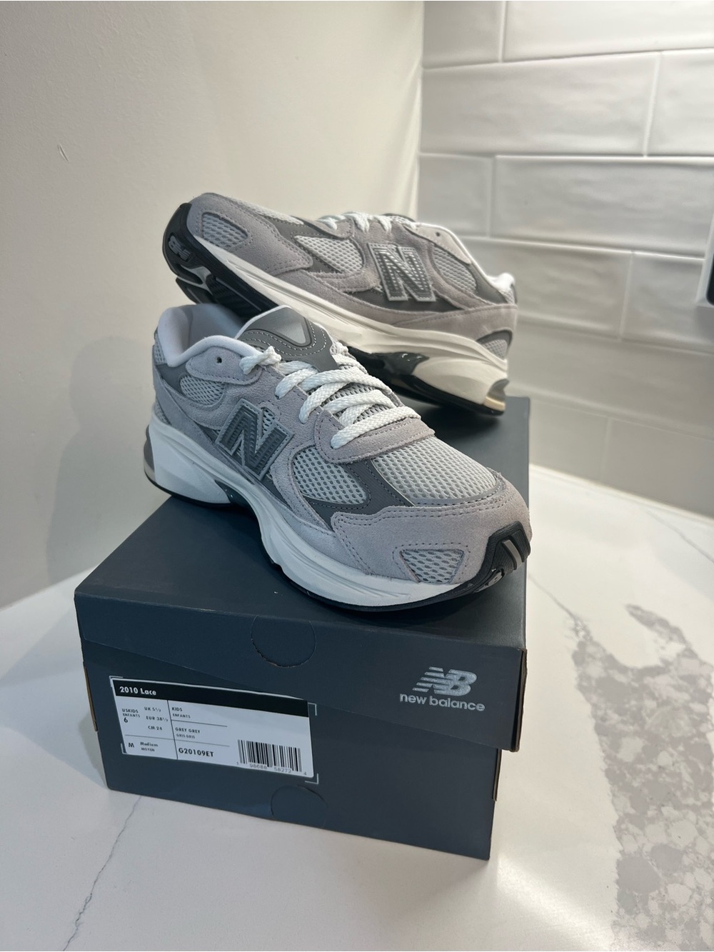 New Balance 2010 Lace Grey Kids Size 6 Infants G20109ET NIB